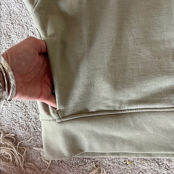 The North Face Never Stop Exploring Graphic Size Medium - Picture 5 of 8